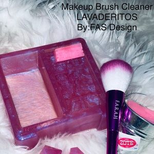 LAVADERITOS!! Makeup brush cleaner!!